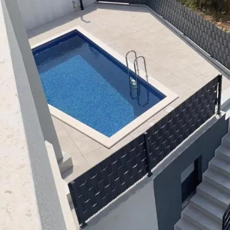 Betty's Luxus - 2 Pools Apartment *
