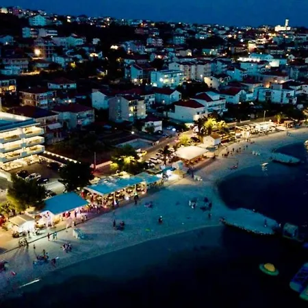 Betty's Luxus - 2 Pools Apartamento