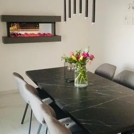 Apartman Betty's Luxus - 2 Pools Trogir