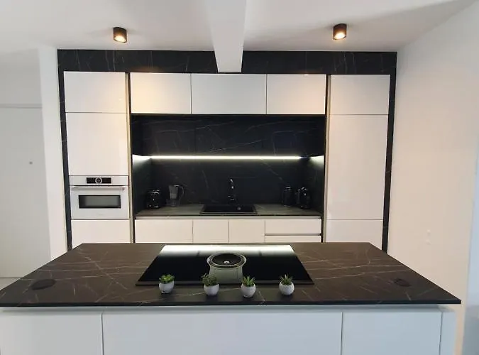 Betty's Luxus - 2 Pools Apartman